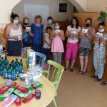 Adományosztások egy budapesti Anya- és Családotthonban élő családoknak