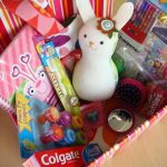 Mi kerüljön egy cipősdoboz ajándékba?