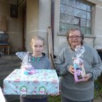 Cipősdoboz ajándékok rászoruló családok számára